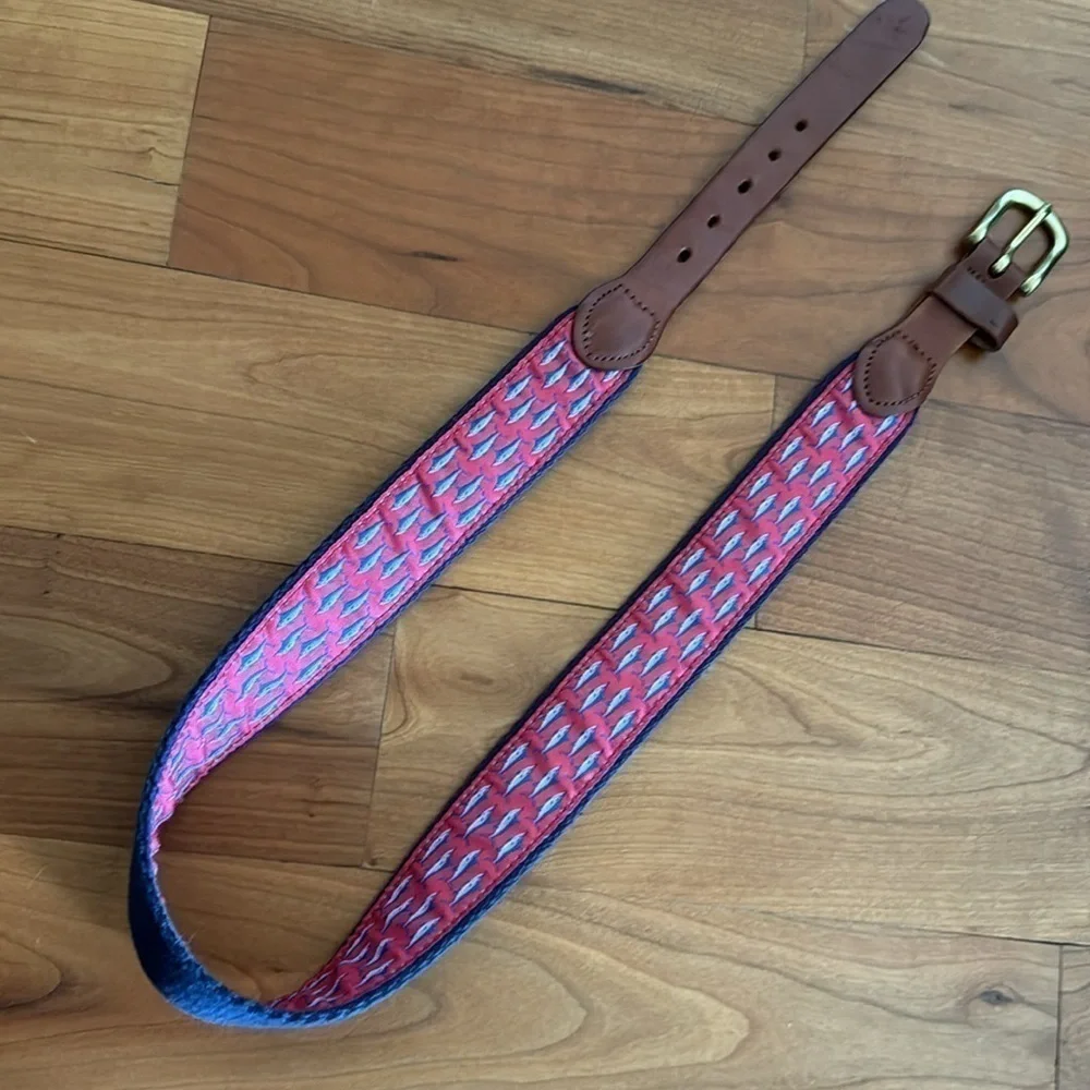 Leather Man LTD Boys CORAL MARLIN SCHOOL MOTIF BELT/NAVY solid brass buckle 26”